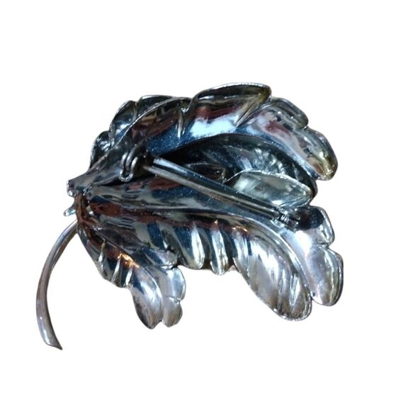 Floating feather silver brooch - Picture 2 of 2
